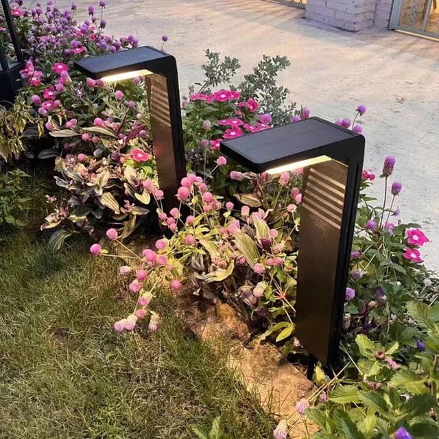 Solar Gartenlampe mit LED – Umweltfreundliche Außenbeleuchtung in Warmweiß, Einfache Installation, IP64 Schutz, 41cm hoch 2