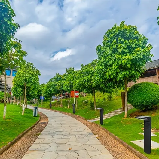 Solar Gartenlampe mit LED – Umweltfreundliche Außenbeleuchtung in Warmweiß, Einfache Installation, IP64 Schutz, 41cm hoch 5