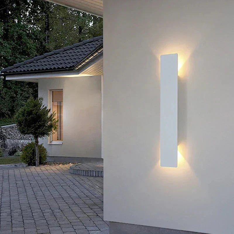 Moderne Außenwandleuchte mit IP65 Schutz – Energieeffiziente LED-Beleuchtung für Garten und Terrasse, Wetterfest, Einfache Installation 7